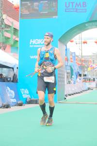 BIB: 5004
                            <button type="button" onclick="openModal(21762157)" class="btn btn-primary btn-sm float-right btn-popup" data-toggle="modal" data-target=".modal-high-quality">
                        <i class="fas fa-shopping-cart"></i> Add to Cart
                    </button>
                                            <button type="button" onclick="isThisMe(21762157, true)" class="btn btn-success btn-sm float-right btn-popup btn-isme hidden" data-toggle="tooltip" data-placement="bottom" title="นี่คือรูปของคุณใช่ไหม คลิกที่นี่เพื่อเอาเข้าอัลบั้ม">
                        <i class="fas fa-plus"></i> Add to album
                    </button>
                    <button type="button" onclick="isThisMe(21762157, false)" class="btn btn-warning btn-sm float-right btn-popup btn-isnotme hidden">
                        <i class="fas fa-ban"></i> Remove from album
                    </button>